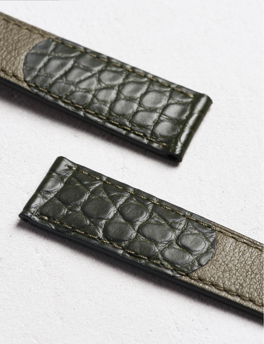 Indigo blue Millenium crocodile belt - Luxury custom-made belts