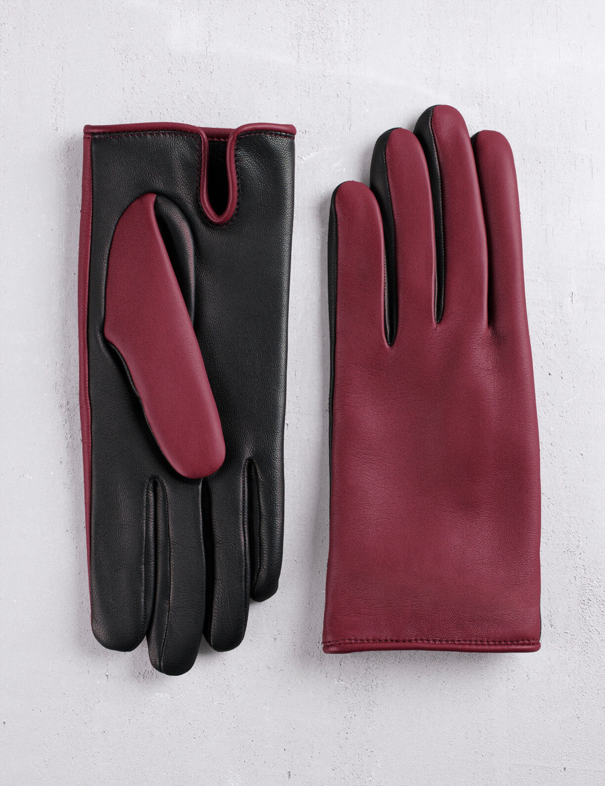 Gants Tactiles Femme En Cuir D Agneau Noir Et Bordeaux