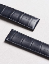 17.01 Leather watch strap in alligator