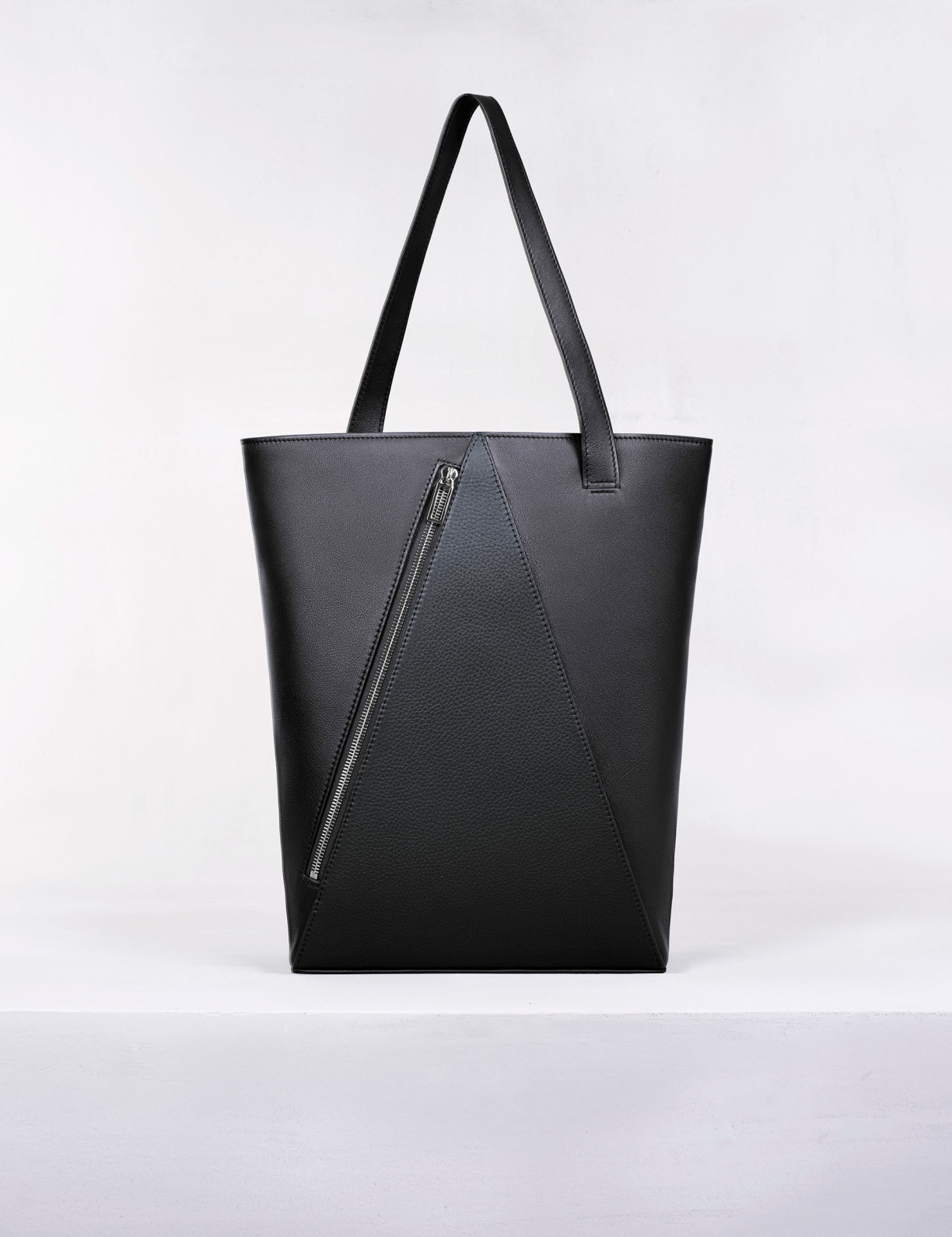 Louis Vuitton Grand Noé Shopping Bag in White Epi Leather