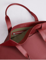 32.09 Soft leather tote bag in leather